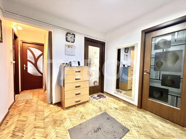 Apartament cu 4 camere decomandat, mobilat în Mănăștur
