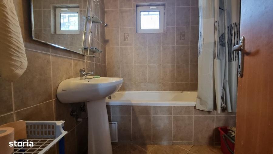 Apartament cu 4 camere decomandat în Militari