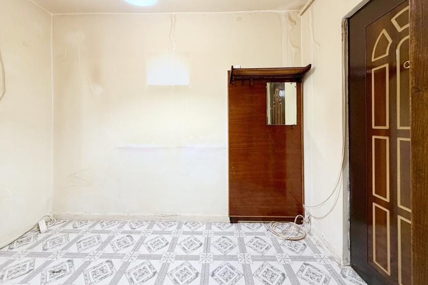 Apartament cu 3 camere semidecomandat în Ozana