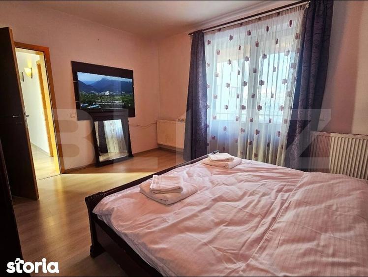 Casă cu 5 camere cu Teren 300 Mp în Florilor