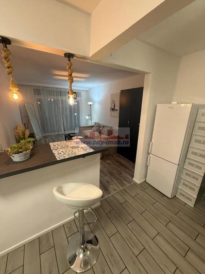 Apartament cu 2 camere decomandat în Basarab