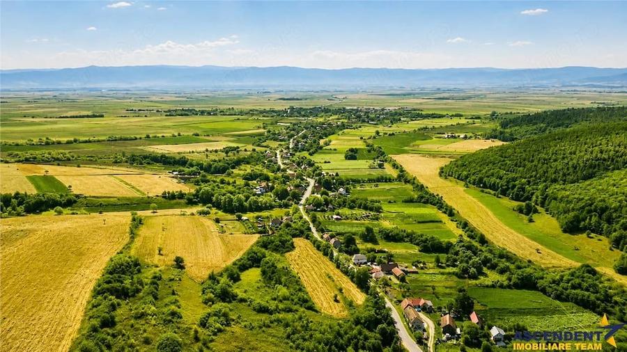 Teren de 450 mp, în Moacșa