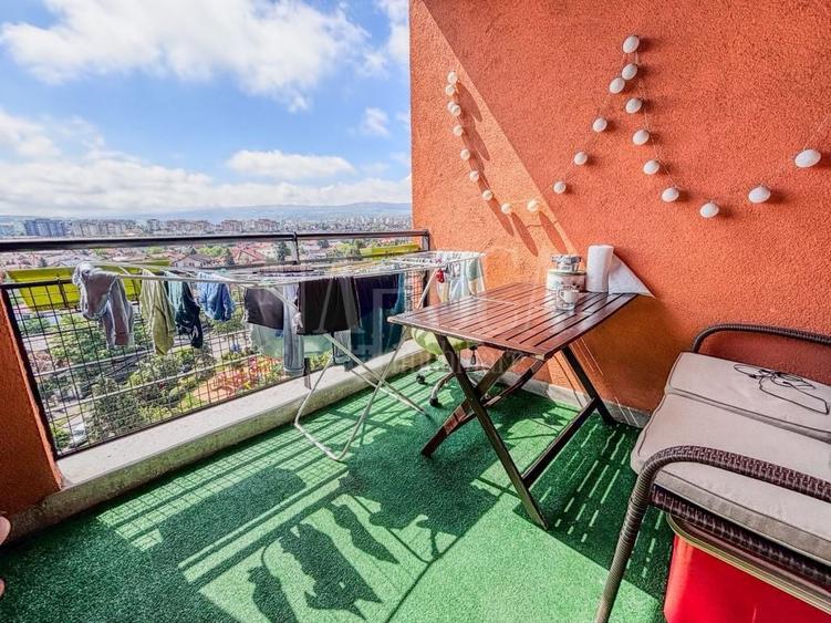 Apartament cu 2 camere semidecomandat în Mărăști