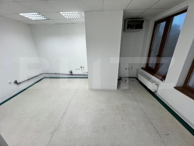 Birou, de 50 mp, în Semicentral