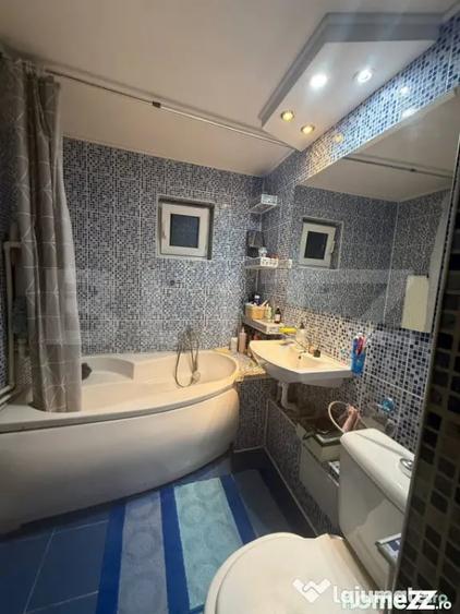 Apartament cu 4 camere decomandat în Obcini