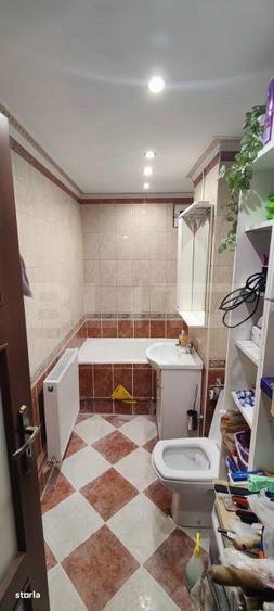 Apartament cu 3 camere în Micro 9