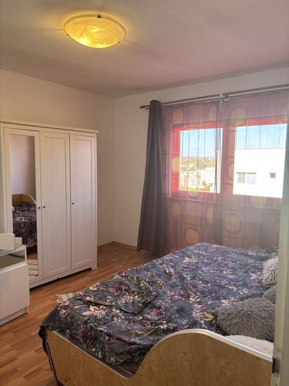 Apartament cu 2 camere decomandat în Florești