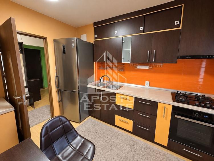 Apartament cu 3 camere decomandat, mobilat în Elisabetin