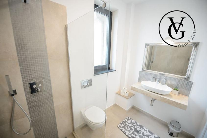 Apartament cu 3 camere decomandat, mobilat în Mamaia-Sat