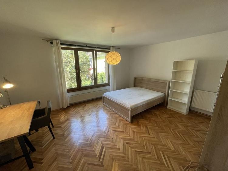 Apartament cu 3 camere în Ultracentral