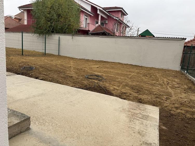 Casă cu 4 camere în Sânmartin