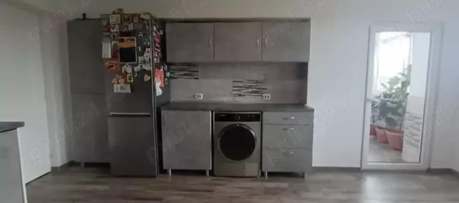 Apartament cu 4 camere în Ampoi 2