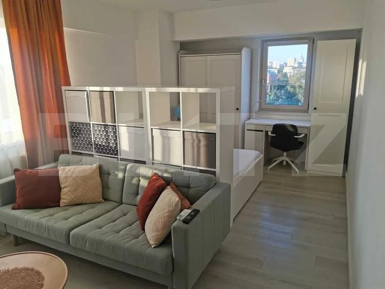 Garsonieră decomandată, mobilată în Galata