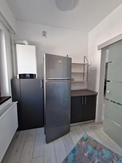 Apartament cu 2 camere decomandat în Exterior Vest
