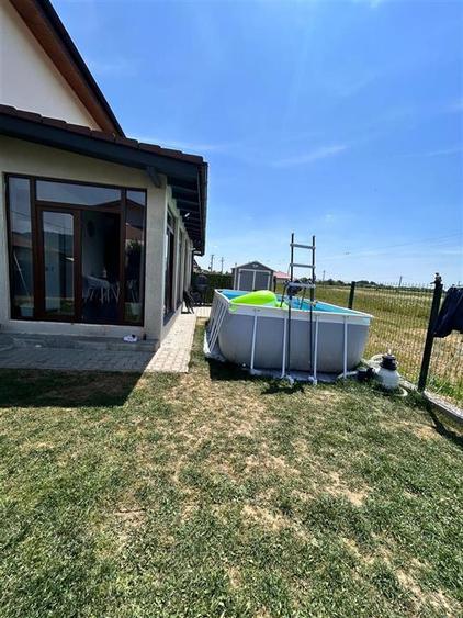 Casă cu 4 camere cu Teren 300 Mp în Săsar