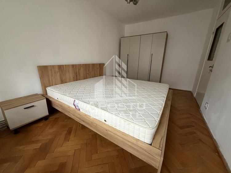 Apartament cu 3 camere decomandat, mobilat în Central