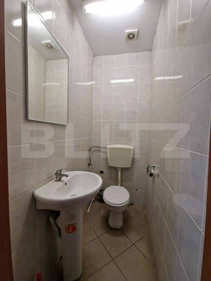 Spațiu comercial, de 196 mp, în Între Lacuri