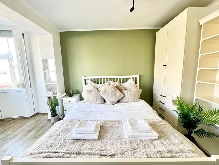 Apartament cu 2 camere decomandat, mobilat în Unirii