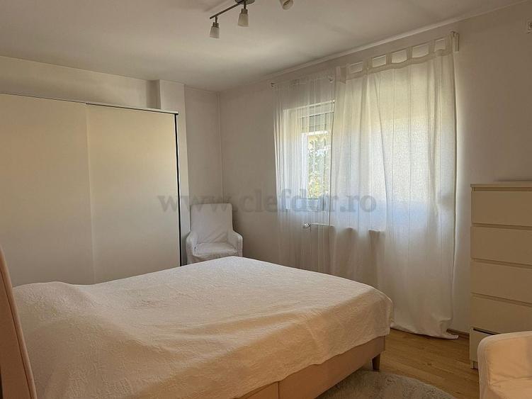 Casă cu 3 camere cu Canalizare în Pipera
