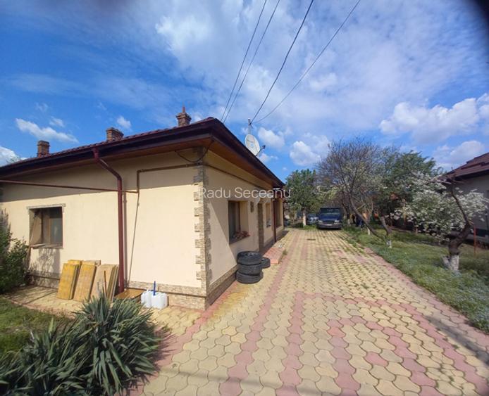 Voluntari | Lângă Primărie | Teren 813 mp | Deschidere 19 m | Casă existenta