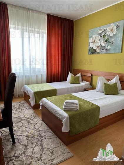 Hotel/Pensiune, de 4,535 mp, în Central
