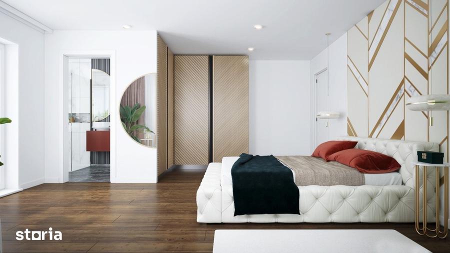 Casă cu 7 camere cu Teren 250 Mp în Central