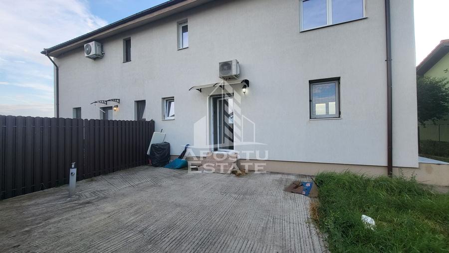 Duplex cu 4 camere cu Canalizare în Urseni