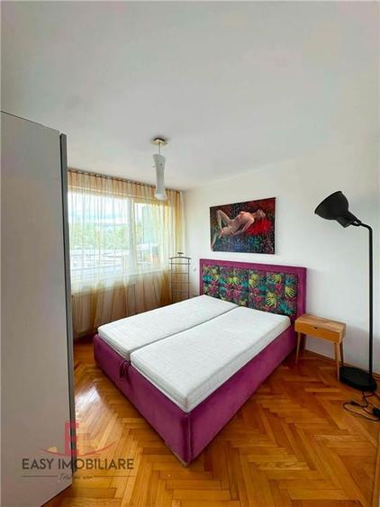 Apartament cu 3 camere decomandat în Aleea Carpați