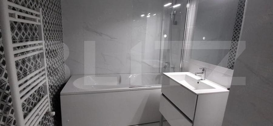 Apartament zona Poitiers/Frumoasa 2 camere decomandat !!! - 2