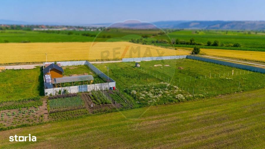 Teren de 1020 mp, în Central