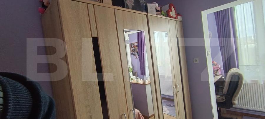 Apartament cu 3 camere decomandat, mobilat în Luduș