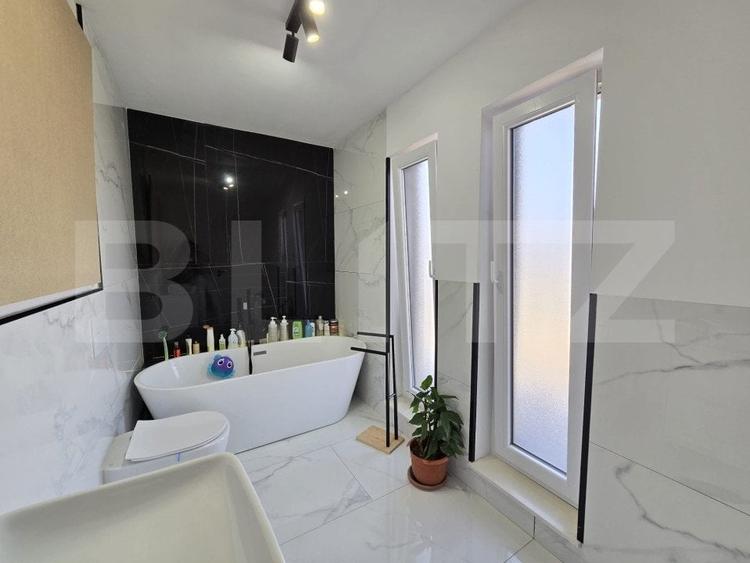 Casă individuală cu 4 camere cu Teren 250 Mp în Dezmir