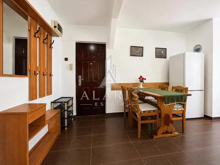 Apartament cu 4 camere decomandat în Bucovina