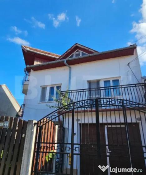 CASA CU 6 CAMERE, 293 MP UTILI SI GARAJ - DEVA - 9