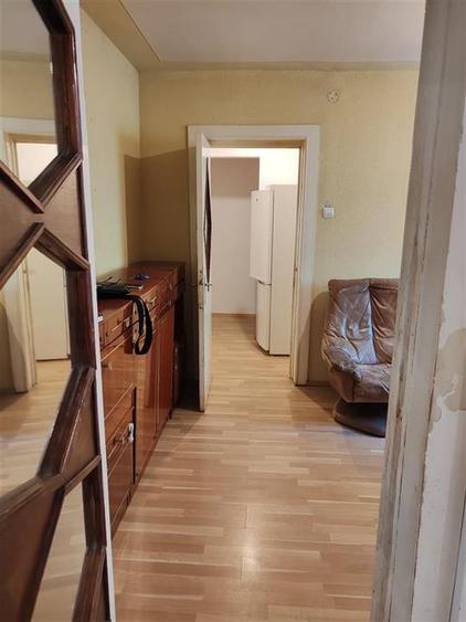 Apartament cu 2 camere semidecomandat în Florilor