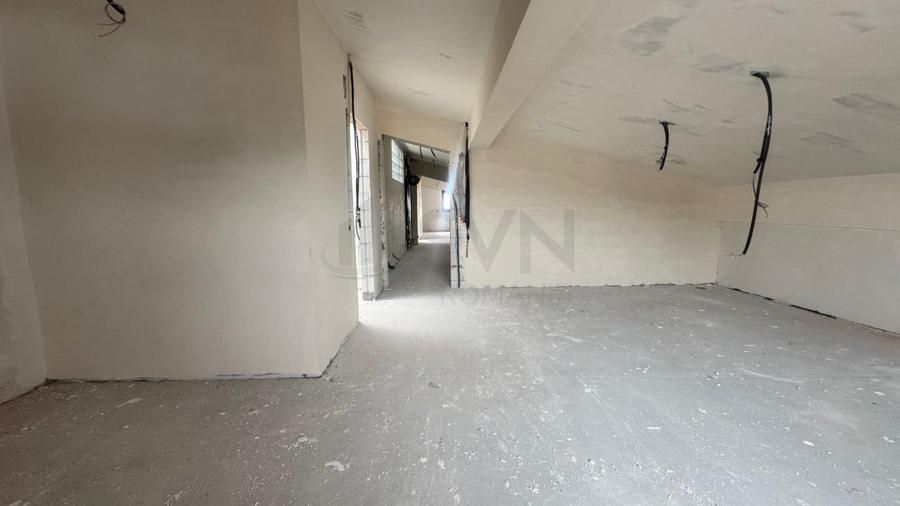 Apartament cu 3 camere decomandat în Băneasa