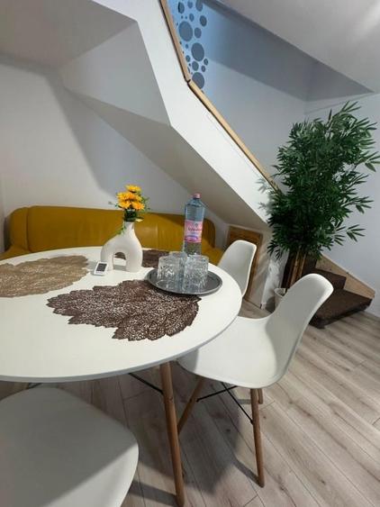 Apartament cu 4 camere decomandat, mobilat în Ștefan cel Mare