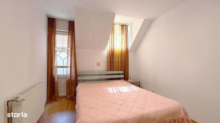 Apartament cu 3 camere în Schei