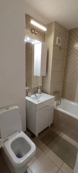 Garsonieră decomandată în Rogerius