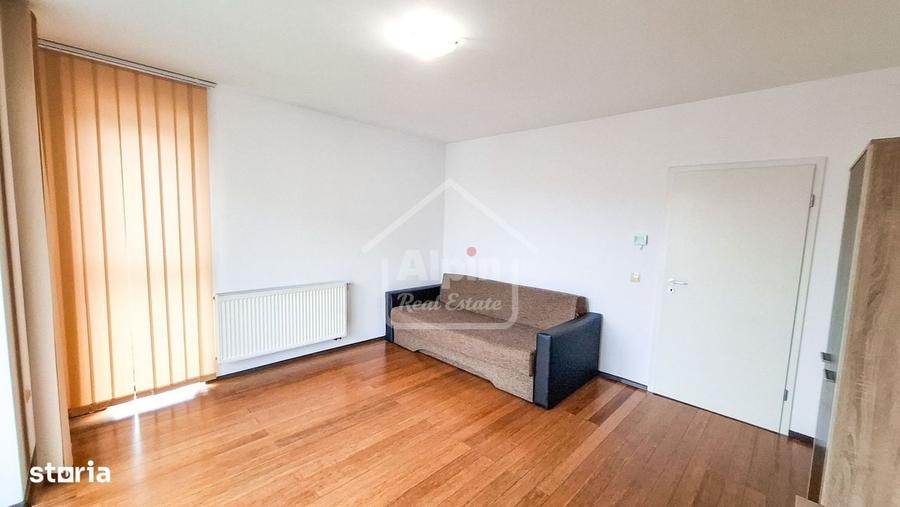 Apartament cu 2 camere decomandat în Avantgarden