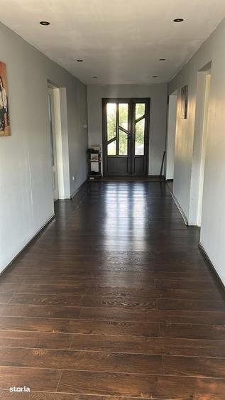 Se vinde casa cu priveliste spectaculoasa spre Orasul Suceava - 6
