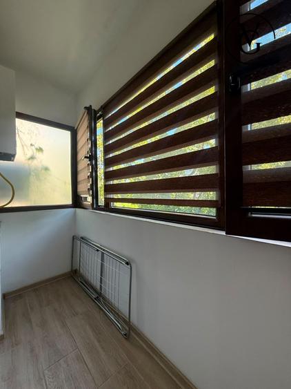 Apartament cu 3 camere decomandat, mobilat în Faleza Nord