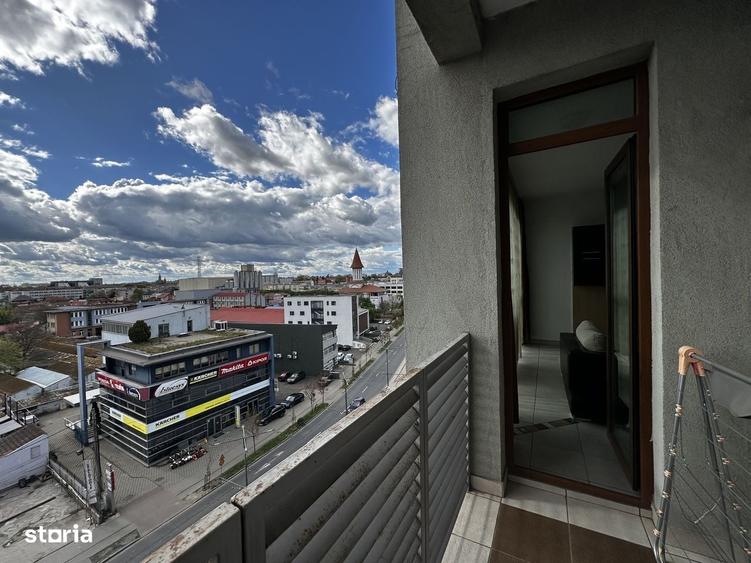 Apartament cu 3 camere în Complex Studențesc