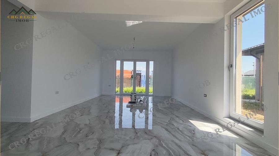 Casă individuală cu 3 camere cu Teren 347 Mp în Berceni