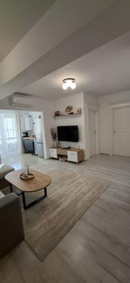 Apartament cu 2 camere semidecomandat în Valea Lupului