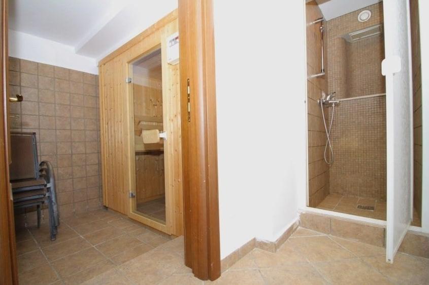 Apartament cu 5 camere în Dorobanți