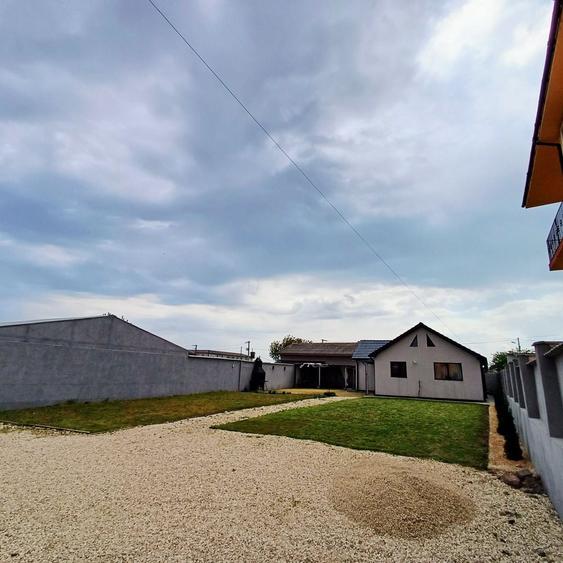 Casă cu 3 camere în Central