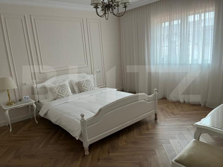 Casă cu 4 camere cu Teren 350 Mp în Central