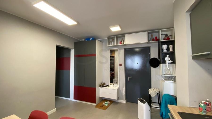 Apartament cu 2 camere decomandat, mobilat în P-ța Victoriei