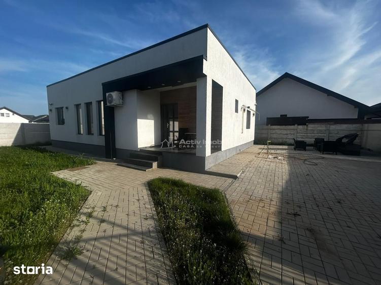 Casă cu 4 camere cu Canalizare în Central